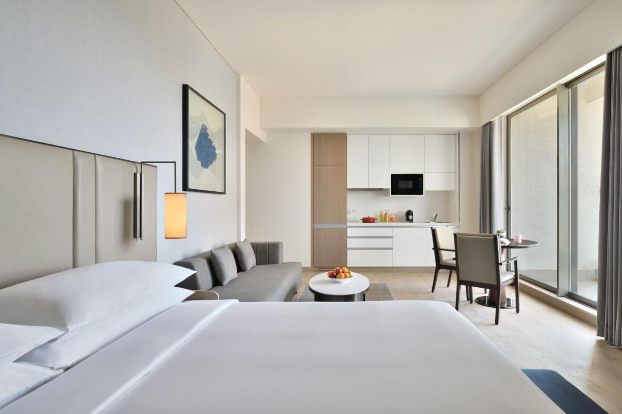 Marriott Executive Apartments Navi Mumbai Exteriör bild
