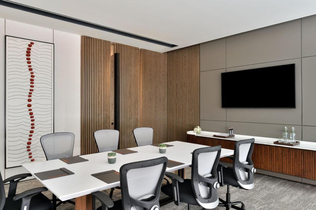 Marriott Executive Apartments Navi Mumbai Exteriör bild