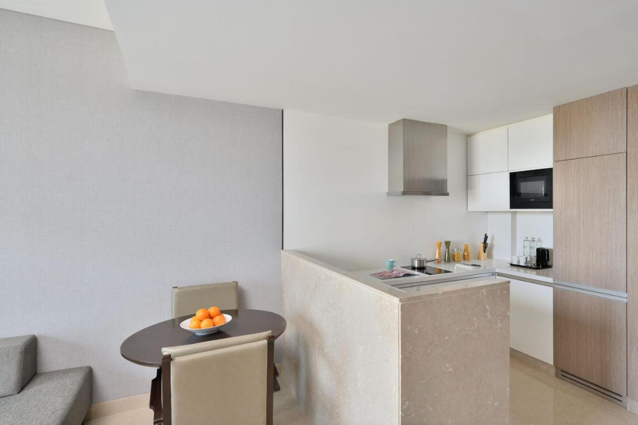 Marriott Executive Apartments Navi Mumbai Exteriör bild
