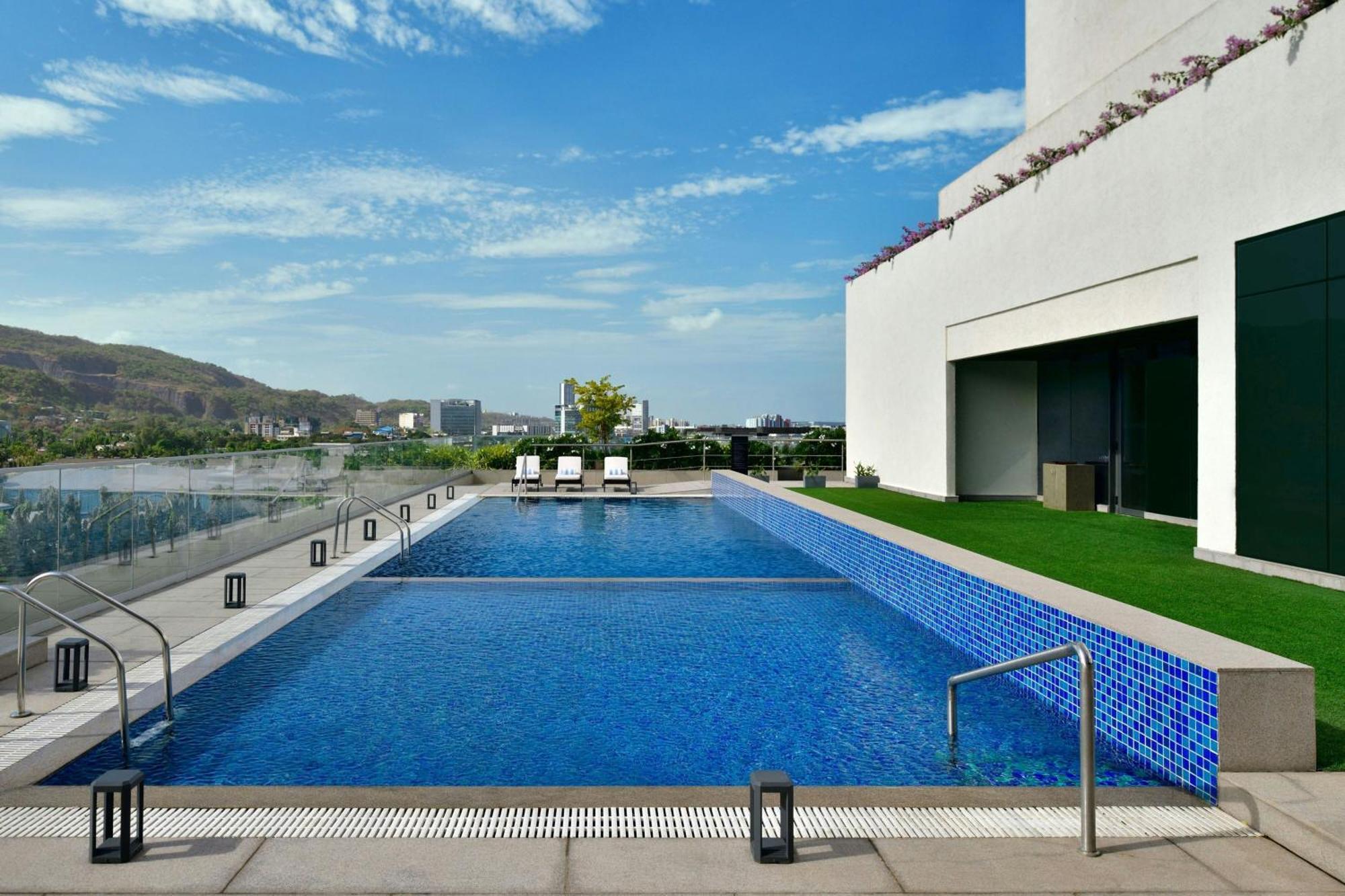Marriott Executive Apartments Navi Mumbai Exteriör bild